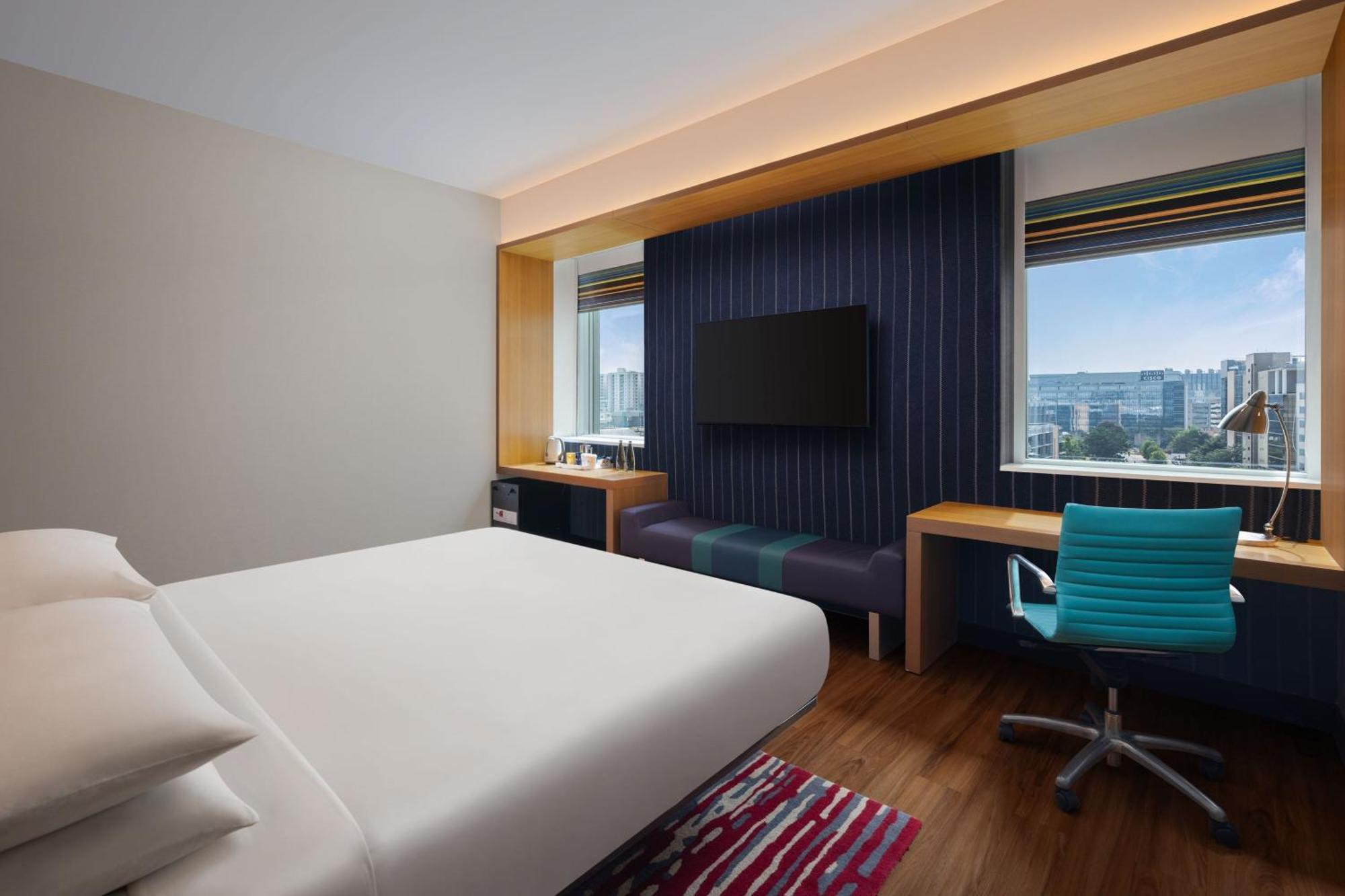 Hotel Aloft Bengaluru Outer Ring Road Exterior foto