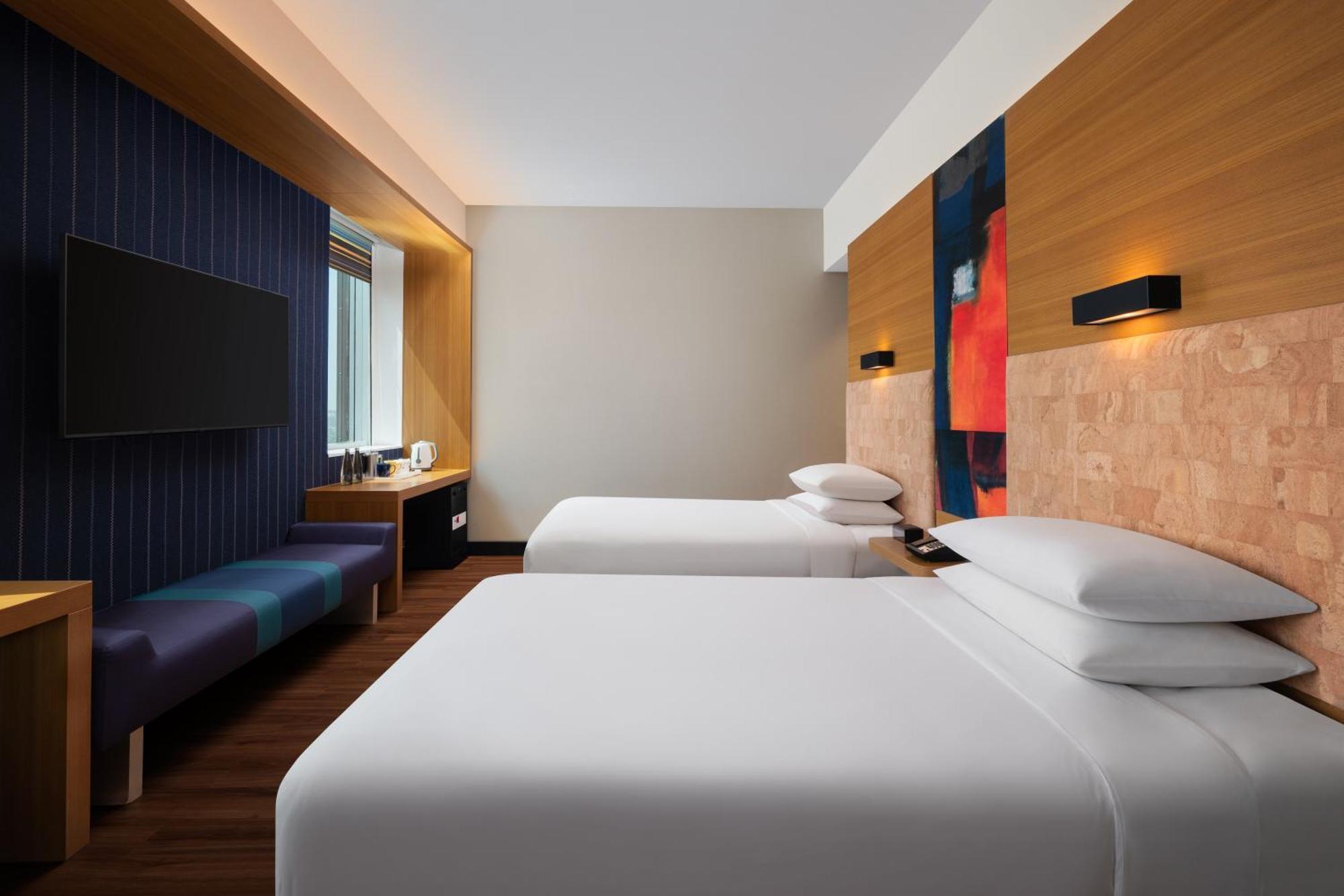 Hotel Aloft Bengaluru Outer Ring Road Exterior foto