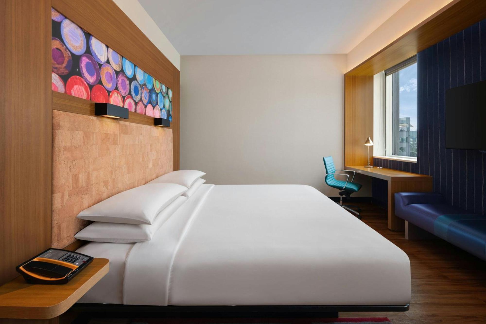Hotel Aloft Bengaluru Outer Ring Road Exterior foto